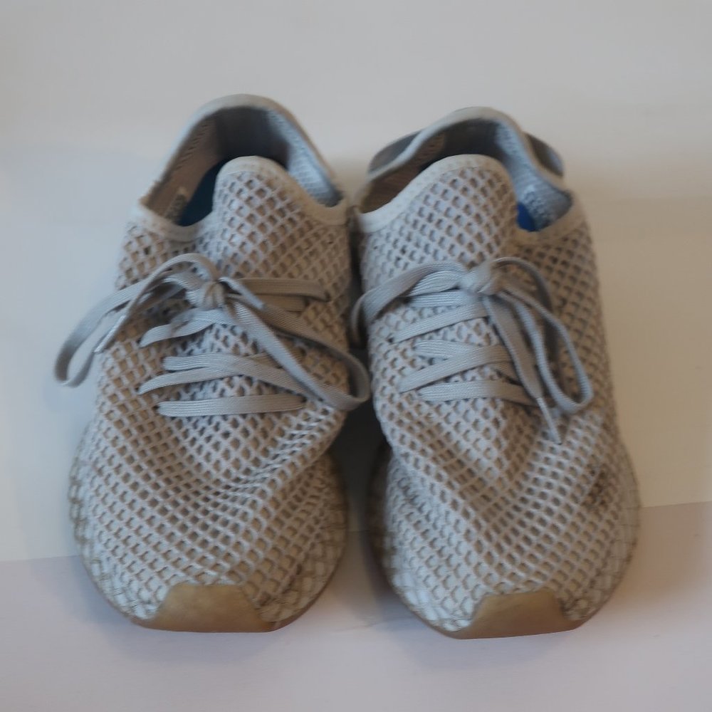 Womens Adidas Gray Mesh Netting Sneakers Sz 7 *